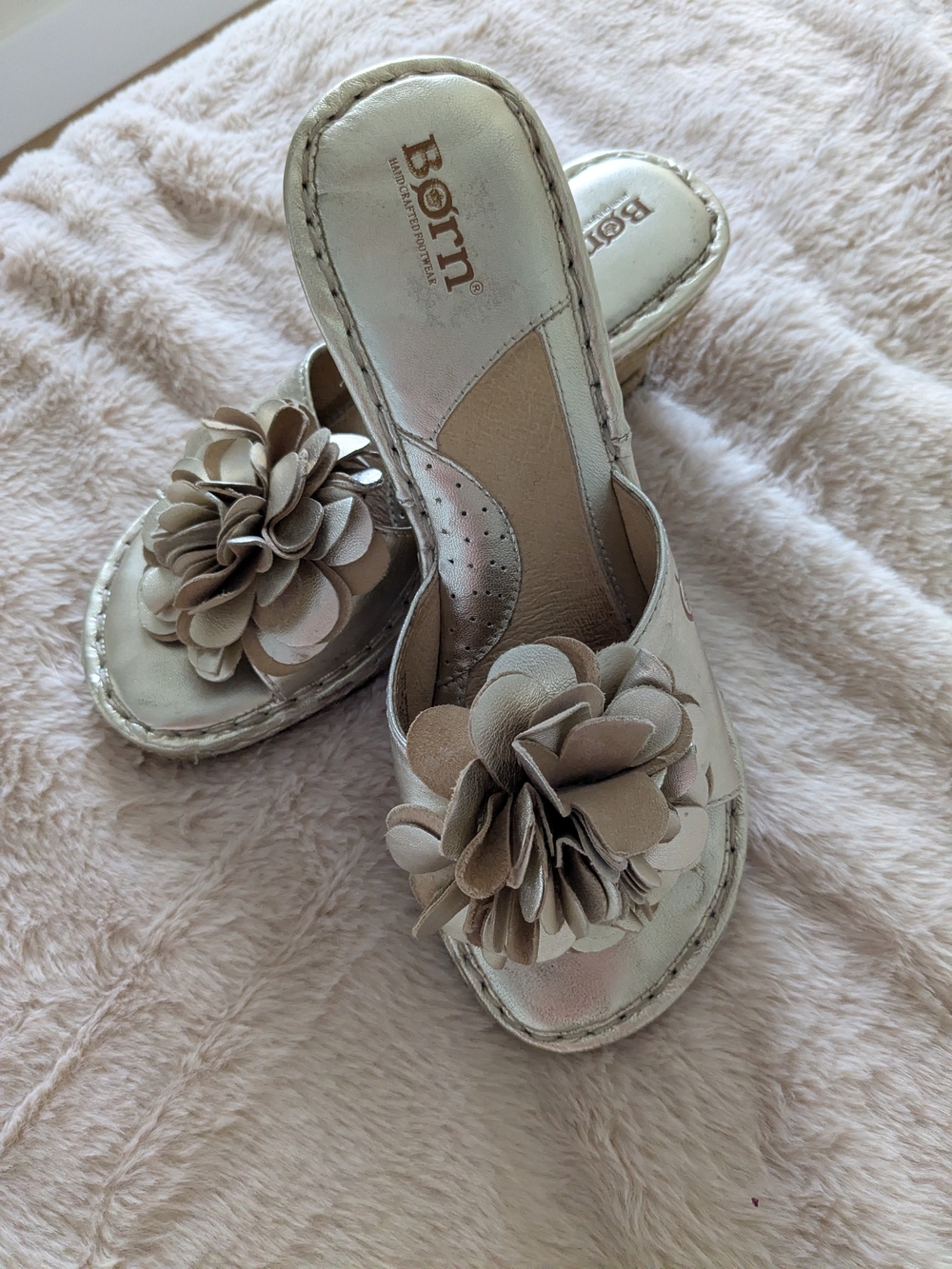 Born Women's Beige Floral Slide Sandals